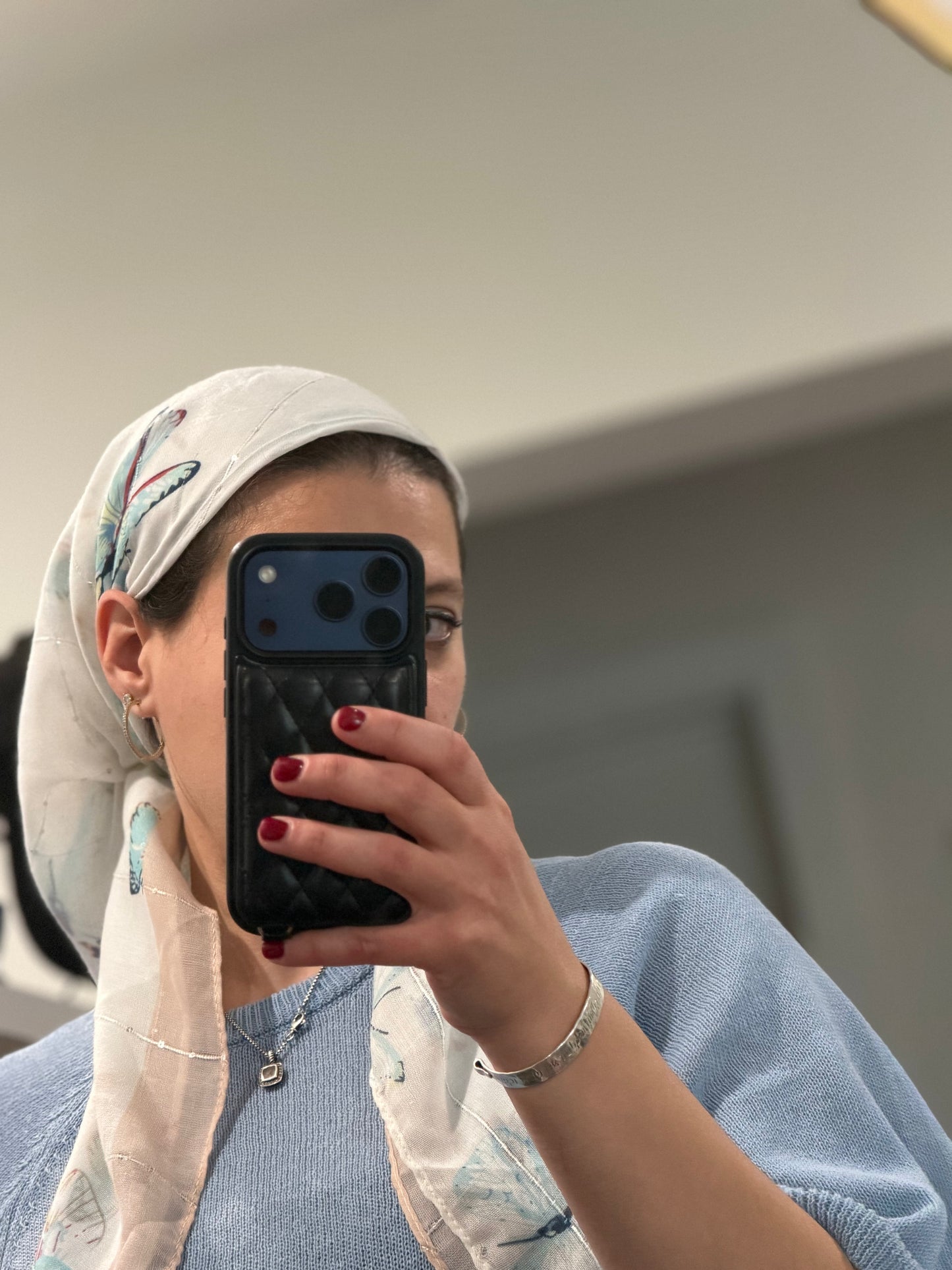 Square Scarf - Vicki, Soft Butterflies