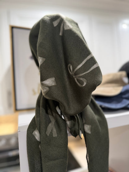 Pretied - Green Bows