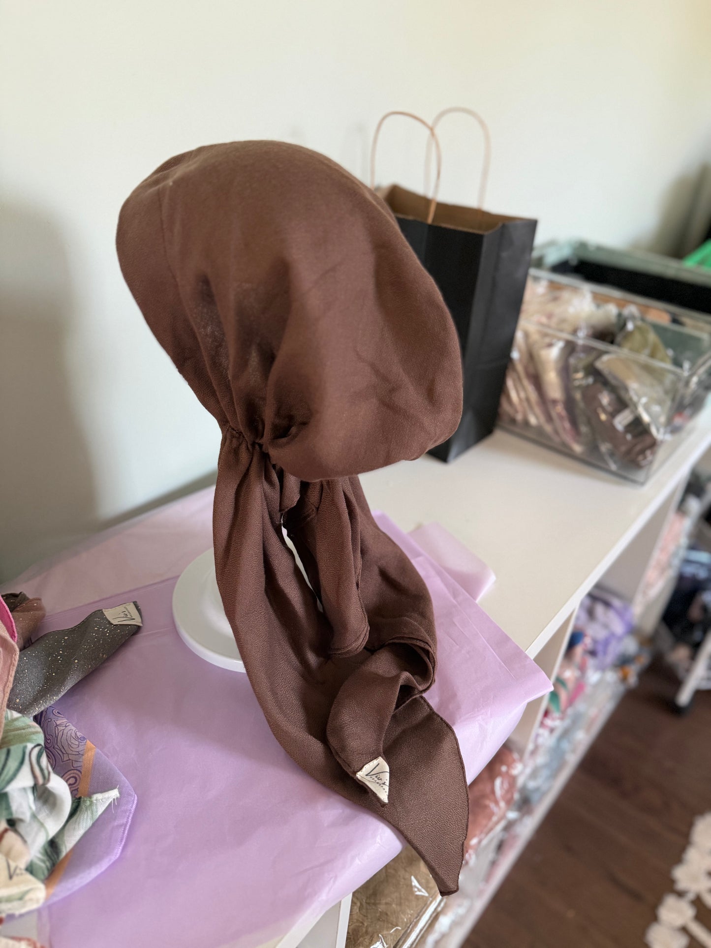 Pretied - Basic Brown