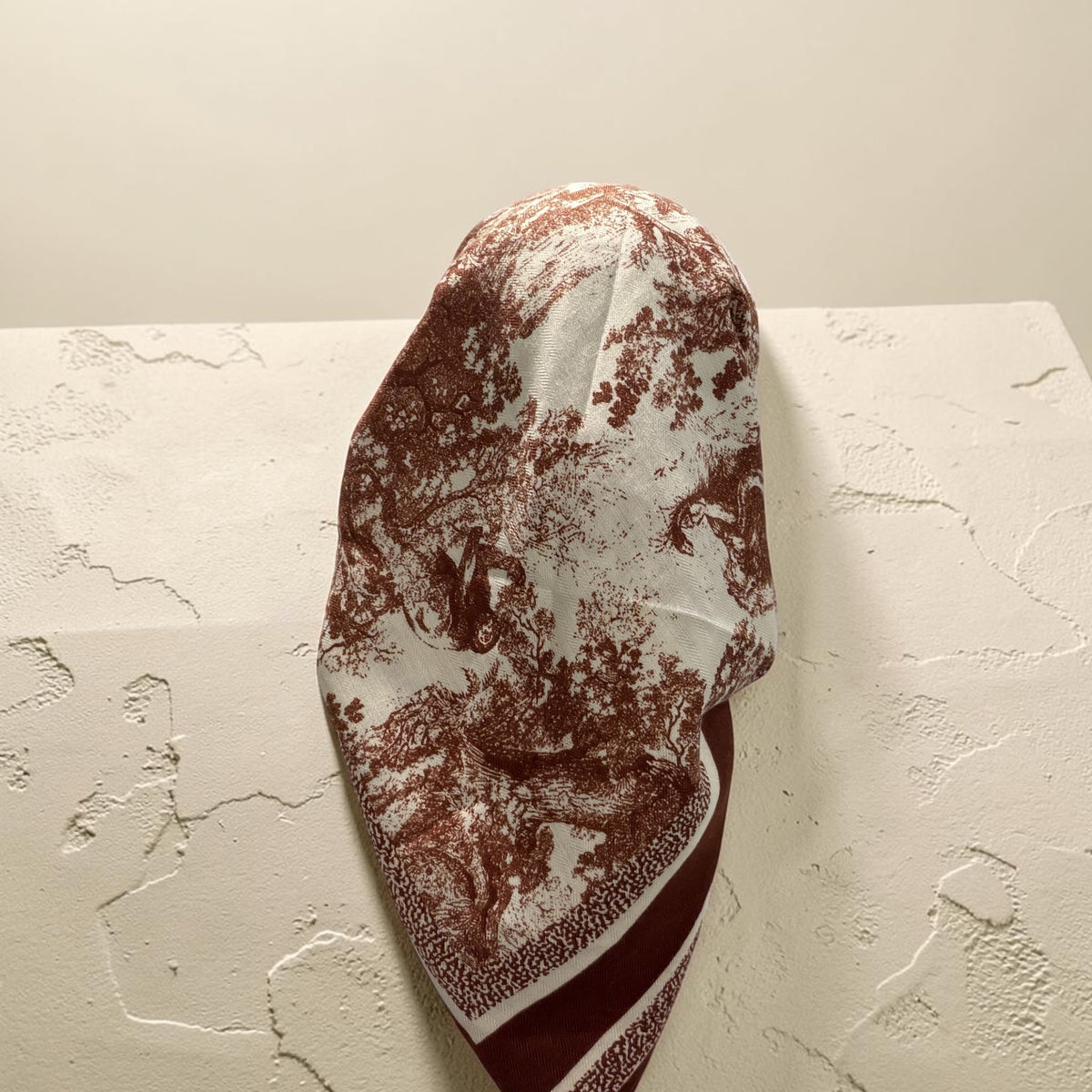 Square - Brown Toile Sauvage